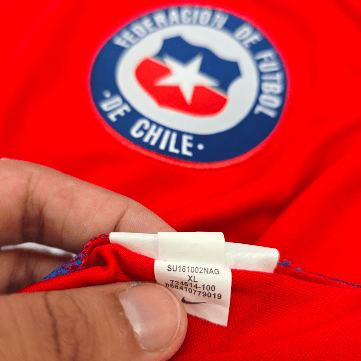 2020/21 Chile Home Football Shirt (XL) Nike 8 Vidal - Football Finery - FF302017