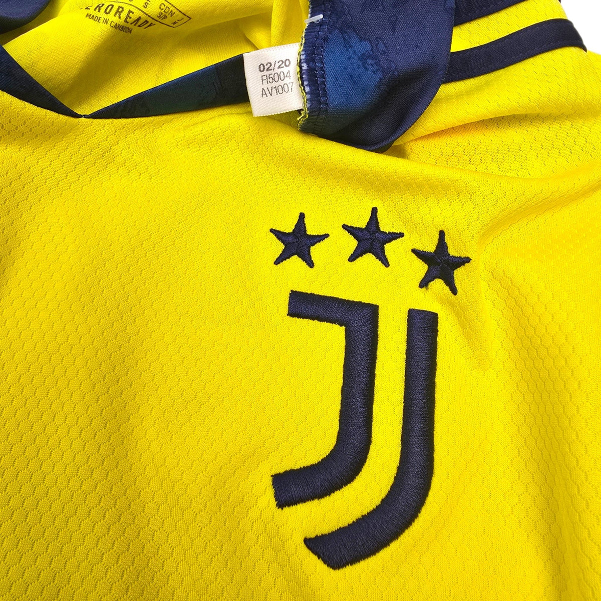 2020/21 Juventus Goal Keeper Football Shirt (S) Adidas 77 Buffon - Football Finery - FF305683