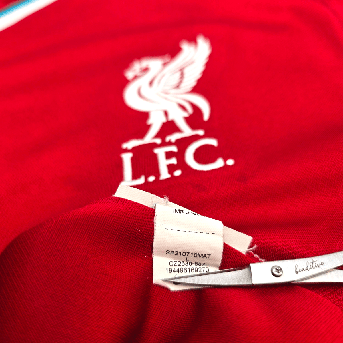 2020/21 Liverpool Home Football Shirt (L) Nike 11 Salah - Football Finery - FF303297