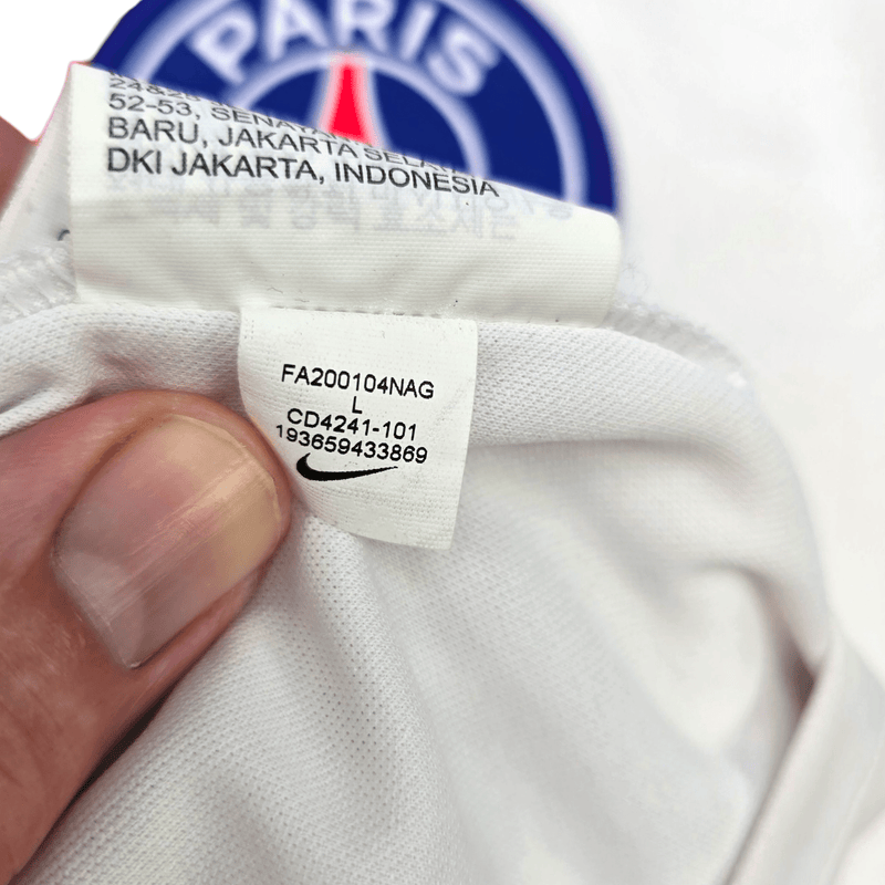 2020/21 PSG Away Football Shirt (L) Nike 7 Mbappe - Football Finery - FF301127