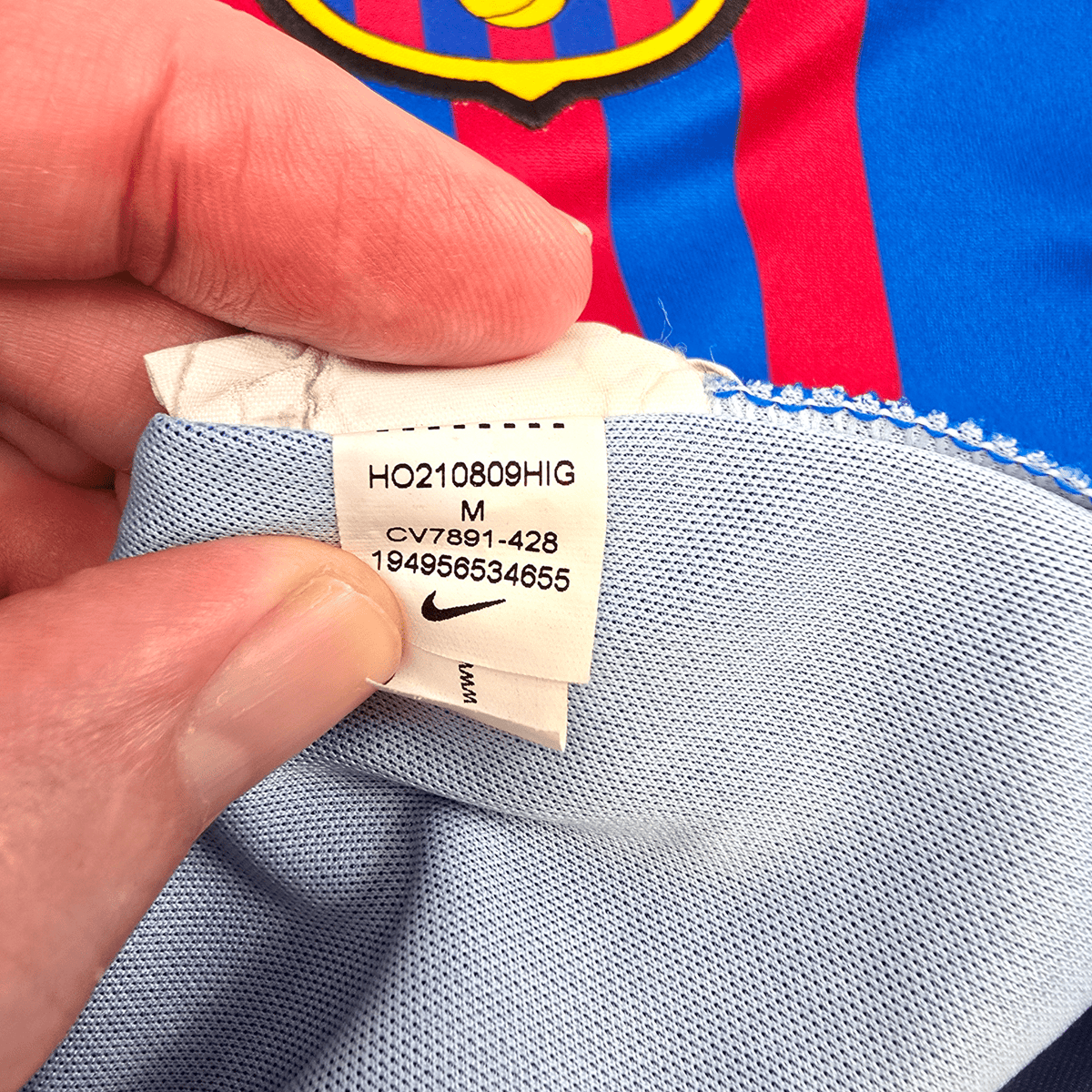 2021/22 Barcelona Home Football Shirt (M) Nike 3 Pique - Football Finery - FF303859