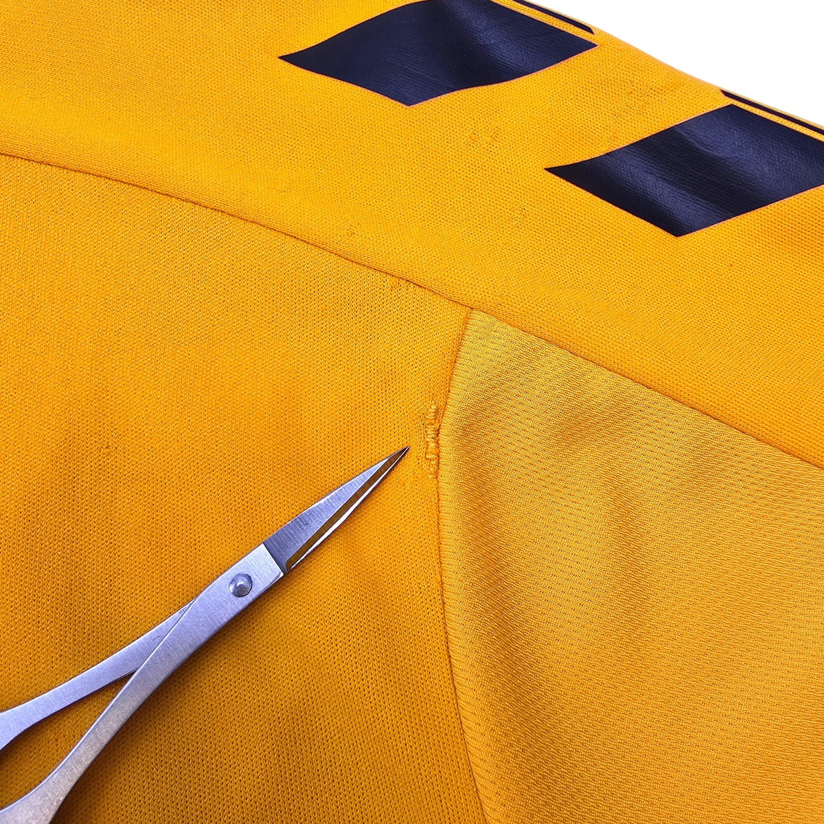 2021/22 Cambridge United Home Football Shirt (M) Hummel - Football Finery - FF305548