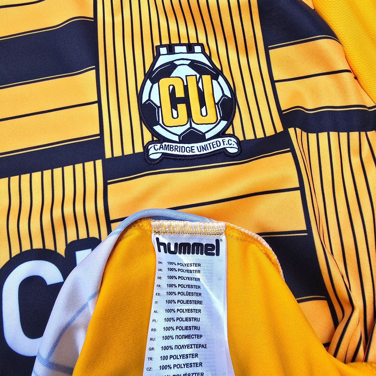2021/22 Cambridge United Home Football Shirt (M) Hummel - Football Finery - FF305548