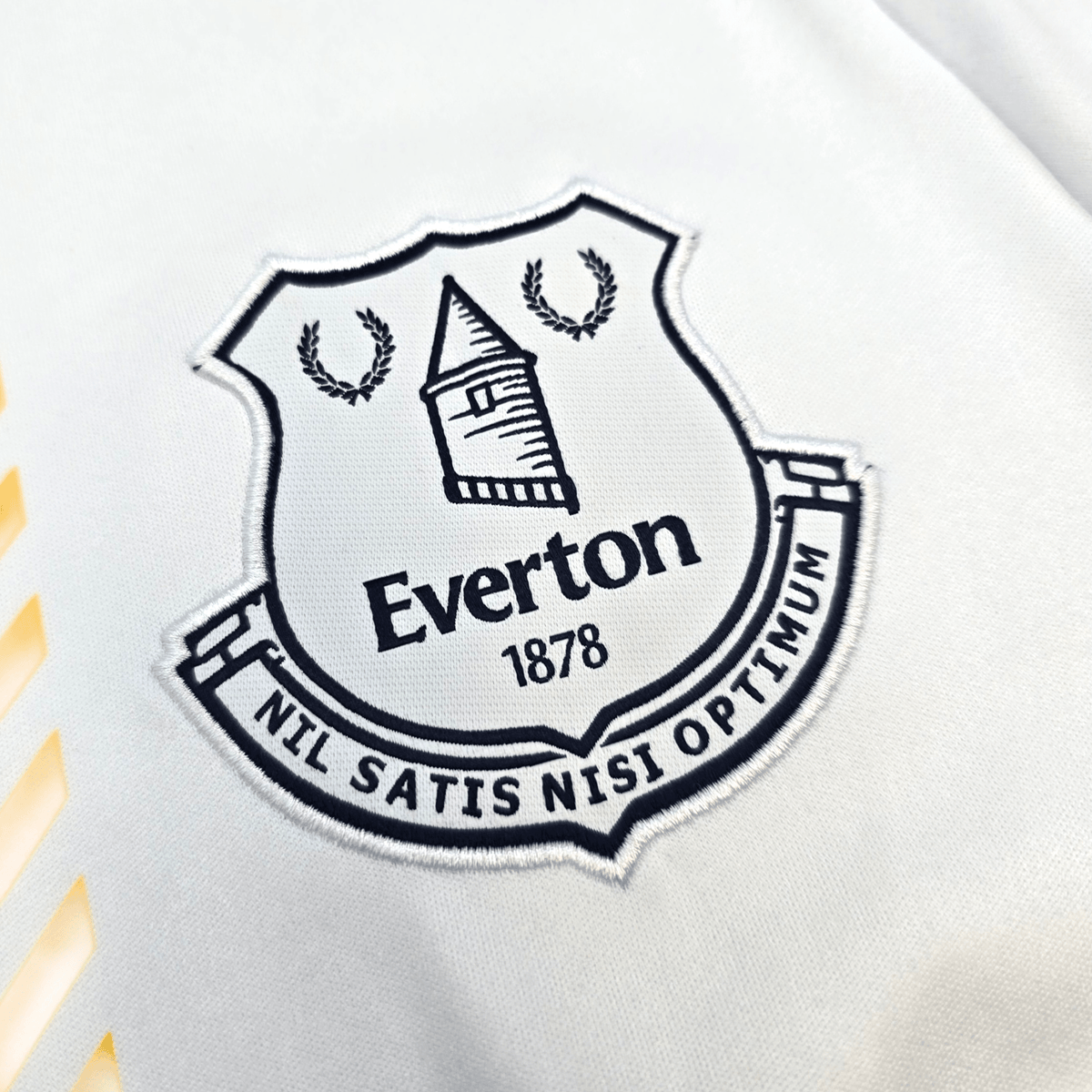 2021/22 Everton Away Football Shirt (S) Hummel - Football Finery - FF305426