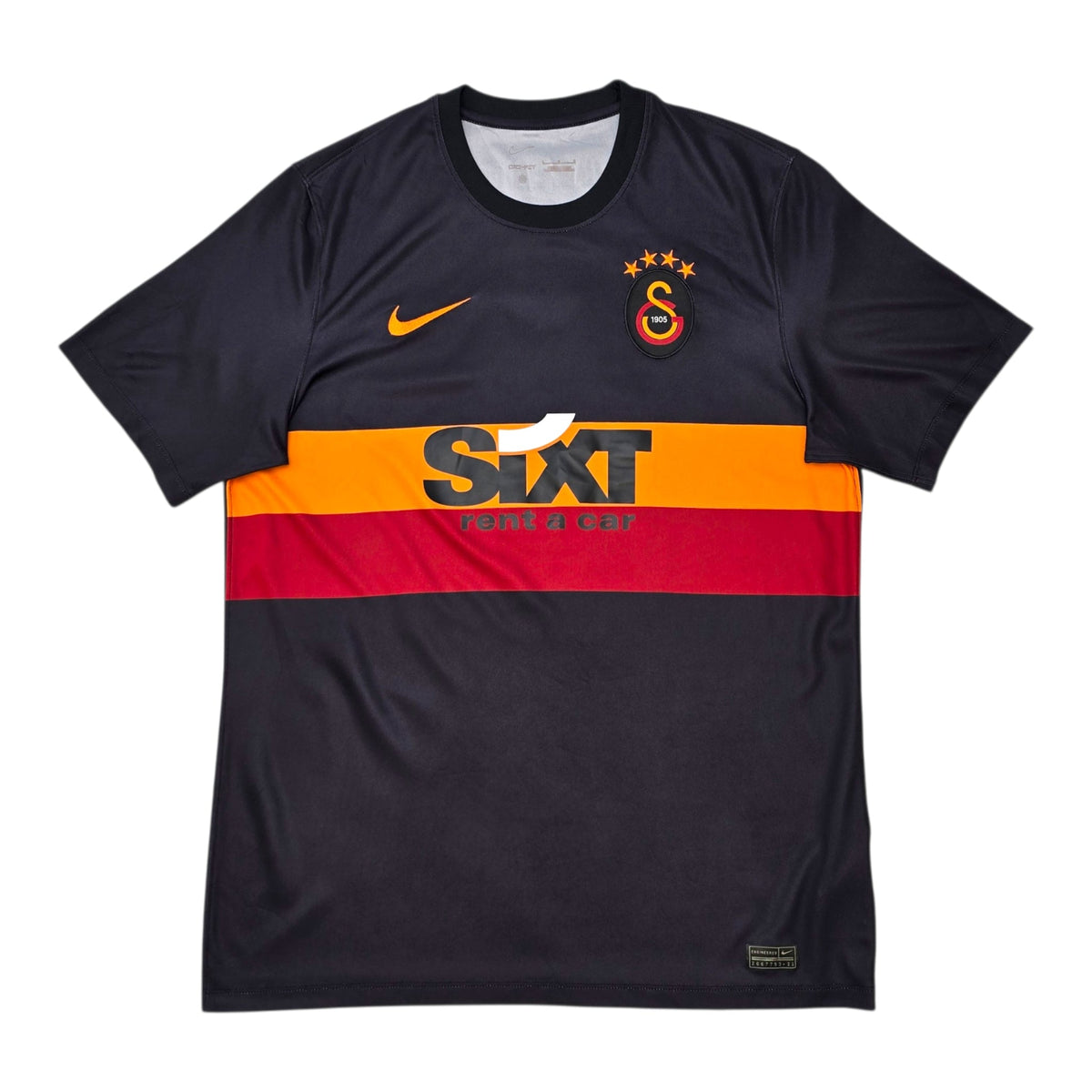 2021/22 Galatasaray Away Football Shirt (L) Nike 9 Falcao - Football Finery - FF305893