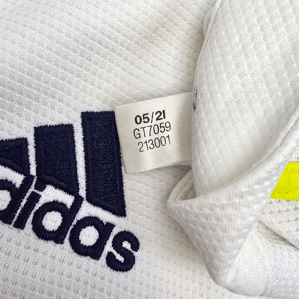 2021/22 Leeds United Home Football Shirt (M) Adidas 10 Raphinha - Football Finery - FF303731