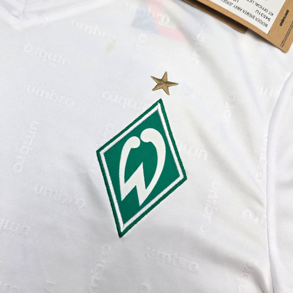 2021/22 Werder Bremen Away Football Shirt (XL) Umbro (BNWTs) - Football Finery - FF305950