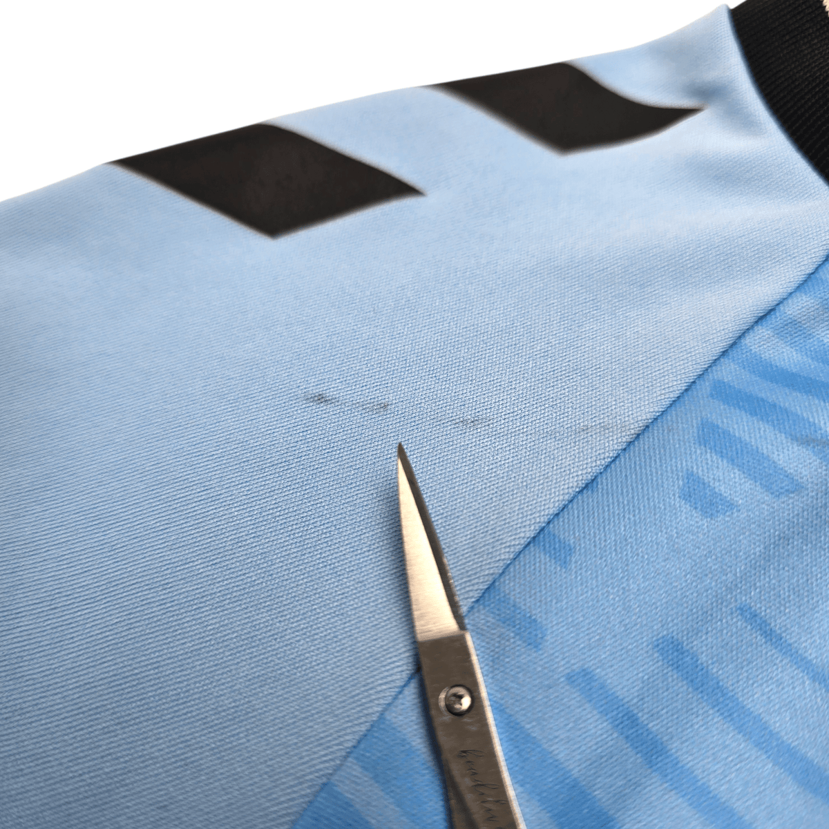 2022/23 Cambridge United Away Football Shirt (S) Hummel 26 Knibbs - Football Finery - FF303952