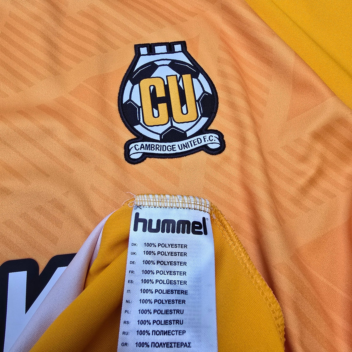 2022/23 Cambridge United Home Football Shirt (2XL) Hummel 2 Williams - Football Finery - FF306269