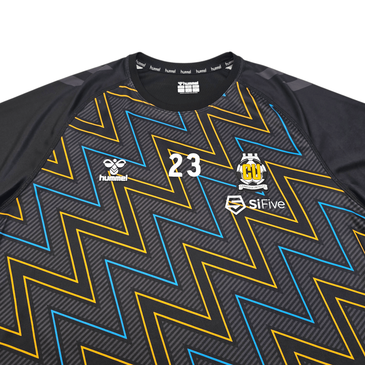 2022/23 Cambridge United Training Top (L) Hummel 23 (Morrison) - Football Finery - FF303948