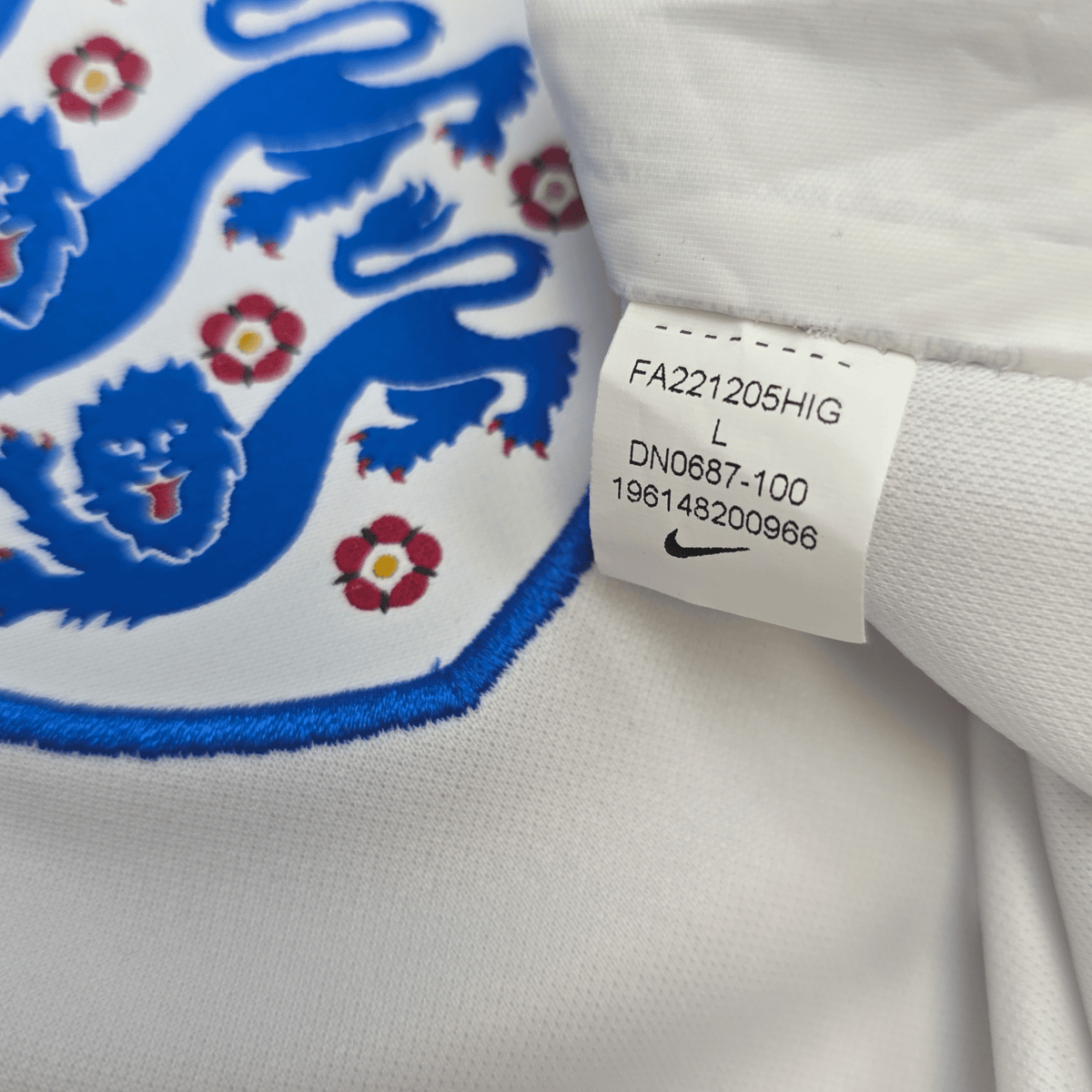 2022/23 England Home Football Shirt (L) Nike 9 Kane - Football Finery - FF302787
