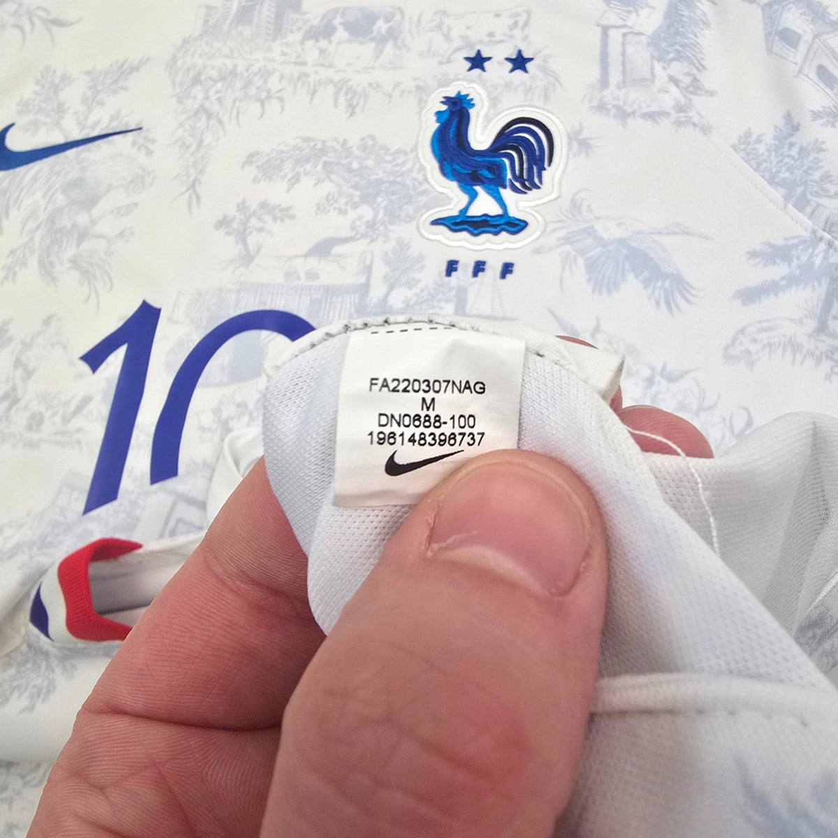 2022/23 France Away Football Shirt (M) Nike 10 Mbappe - Football Finery - FF304504