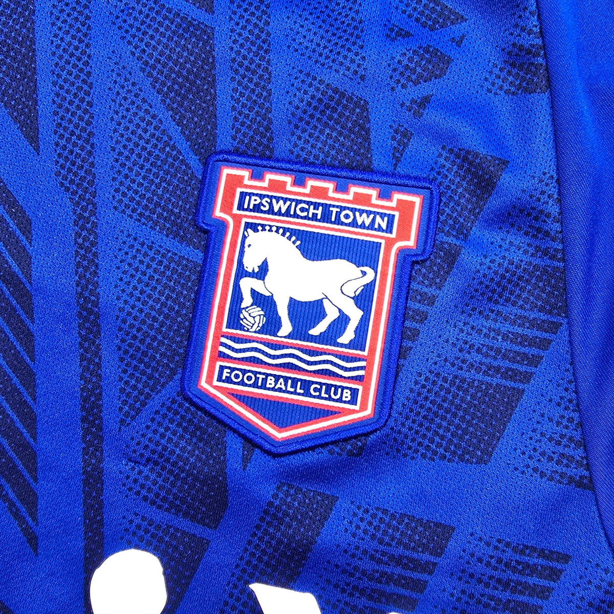 2022/23 Ipswich Town Home Football Shirt (S) Umbro - Football Finery - FF304417