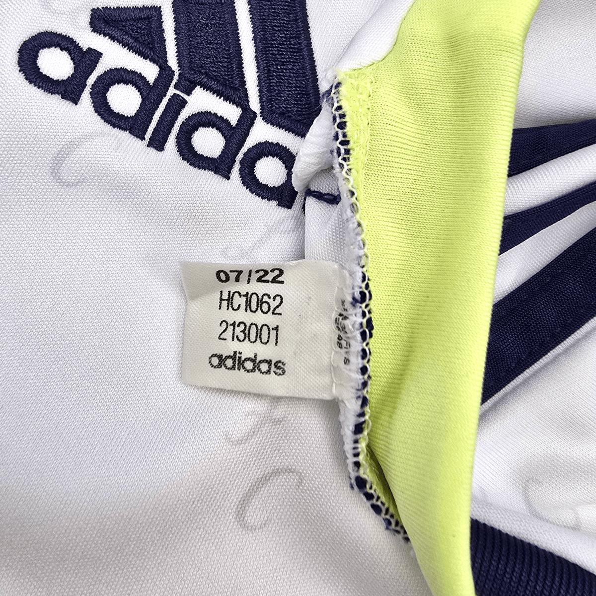 2022/23 Leeds United Home Football Shirt (XL) Adidas 7 Aaronson - Football Finery - FF303355