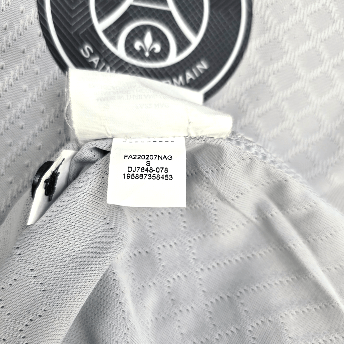 2022/23 PSG Away Football Shirt (S) Nike 10 Neymar Jr (Verdy) Player Version - Football Finery - FF302422