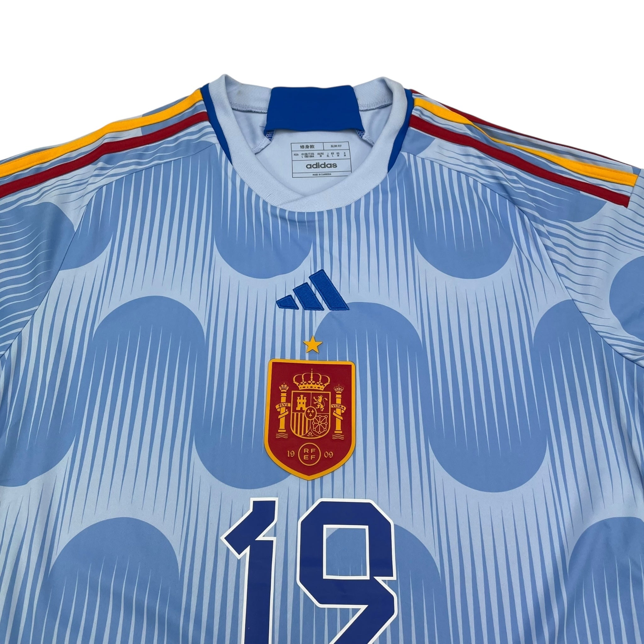 2022/23 Spain Away Football Shirt (L) Adidas #19 Lamine Yamal