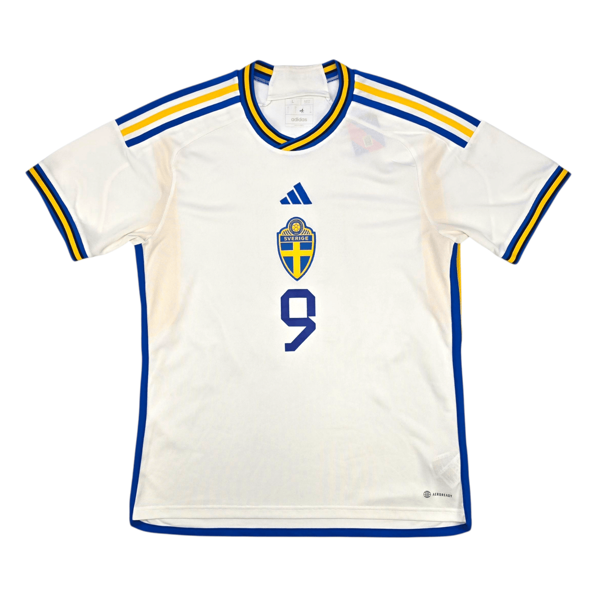 2022/23 Sweden Away Football Shirt (L) Adidas 9 Isak - Football Finery - FF302505