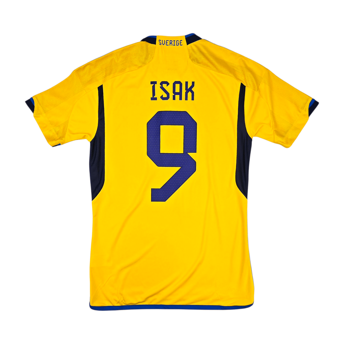 2022/23 Sweden Home Football Shirt (S) Adidas 9 Isak (BNWTs) - Football Finery - FF301696