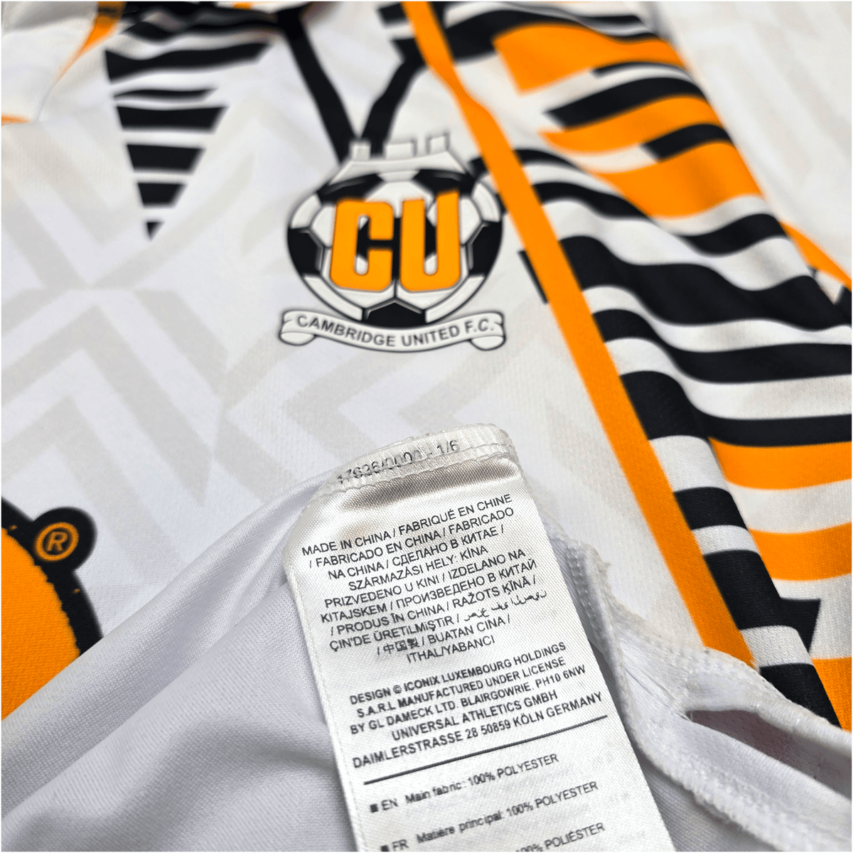 2023/24 Cambridge United Away Football Shirt (M) Umbro - Football Finery - FF303956