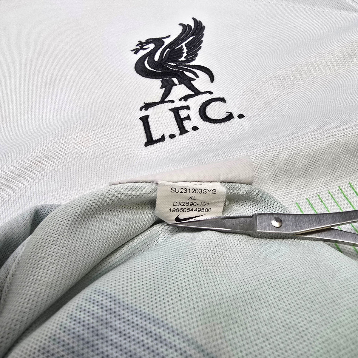 2023/24 Liverpool Away Football Shirt (XL) Nike 9 Darwin - Football Finery - FF303894