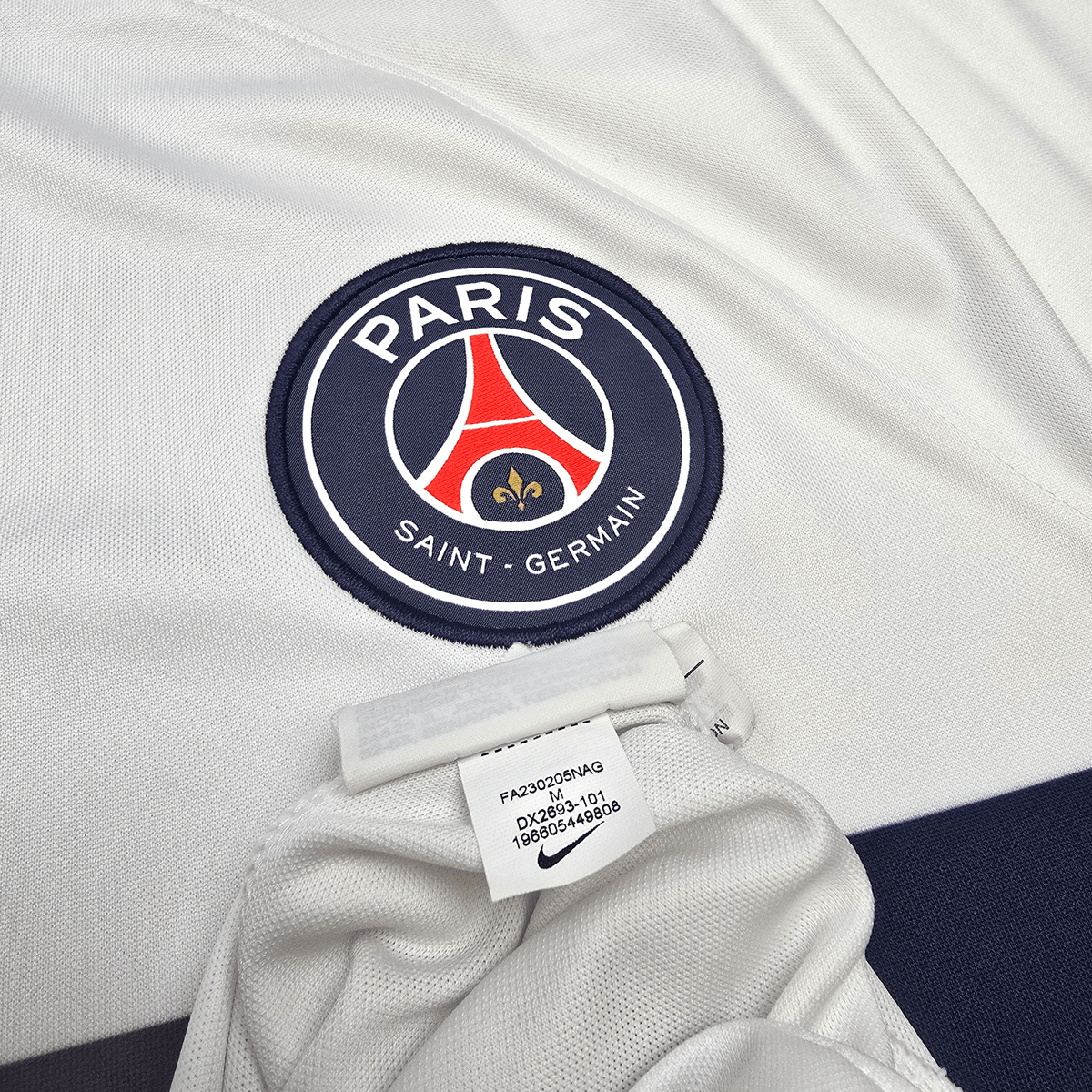 2023/24 PSG Away Football Shirt (M) Nike 44 Ekitike - Football Finery - FF303287