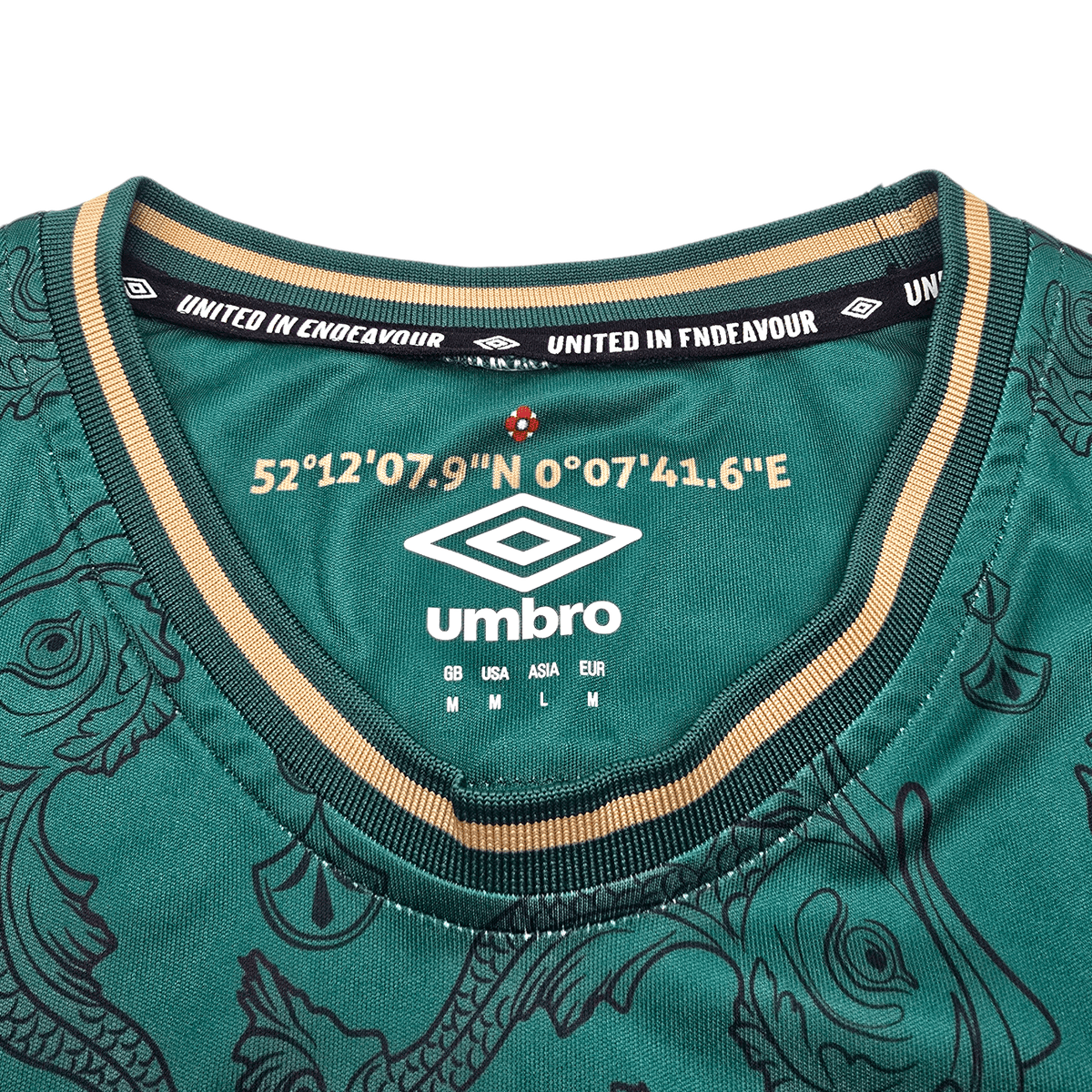 2024/25 Cambridge United Third Football Shirt (M) Umbro - Football Finery - FF303471