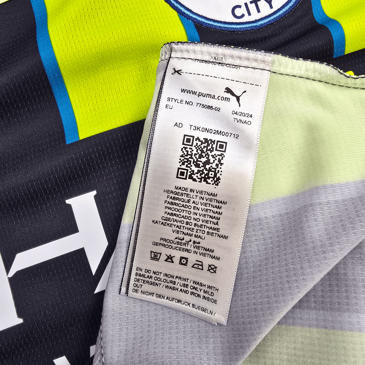 2024/25 Manchester City Away Football Shirt (L) Puma 11 Doku (BNWTs) - Football Finery - FF303620