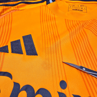 2024/25 Real Madrid Away Football Shirt (M) Adidas 10 Modric - Football Finery - FF303243