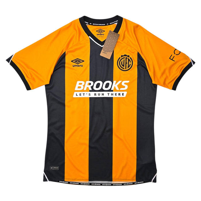 2025/26 Cambridge United Home Football Shirt (M) Umbro 17 Mpanzu - Football Finery - FF307789