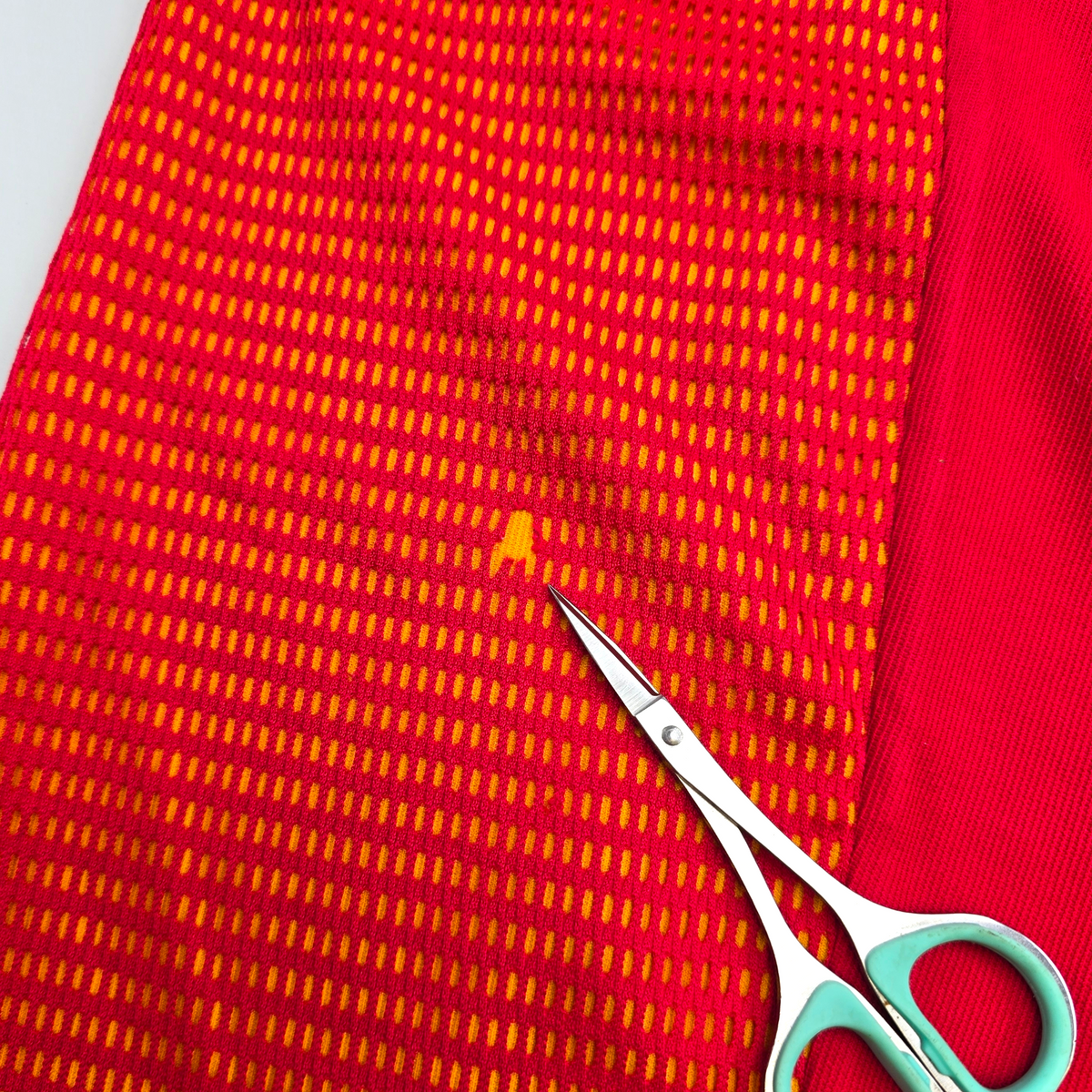 2002/04 Spain Home Football Shirt (L) Adidas #9 Moreintes