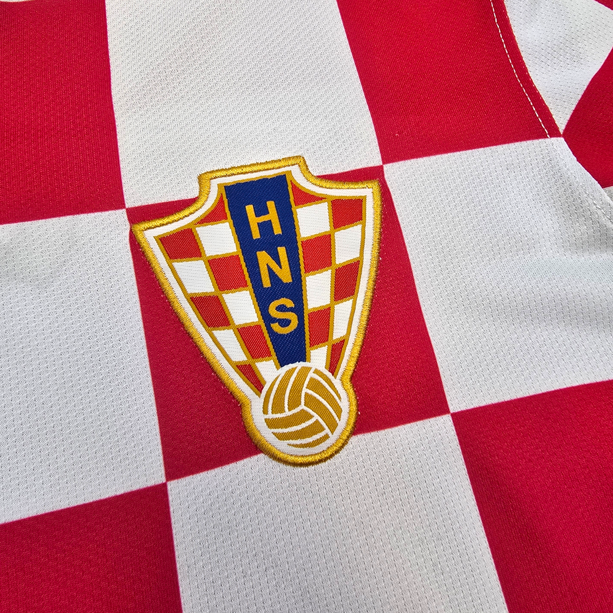 2008/10 Croatia Home Football Shirt (M) Nike #14 Modric