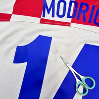 2008/10 Croatia Home Football Shirt (M) Nike #14 Modric