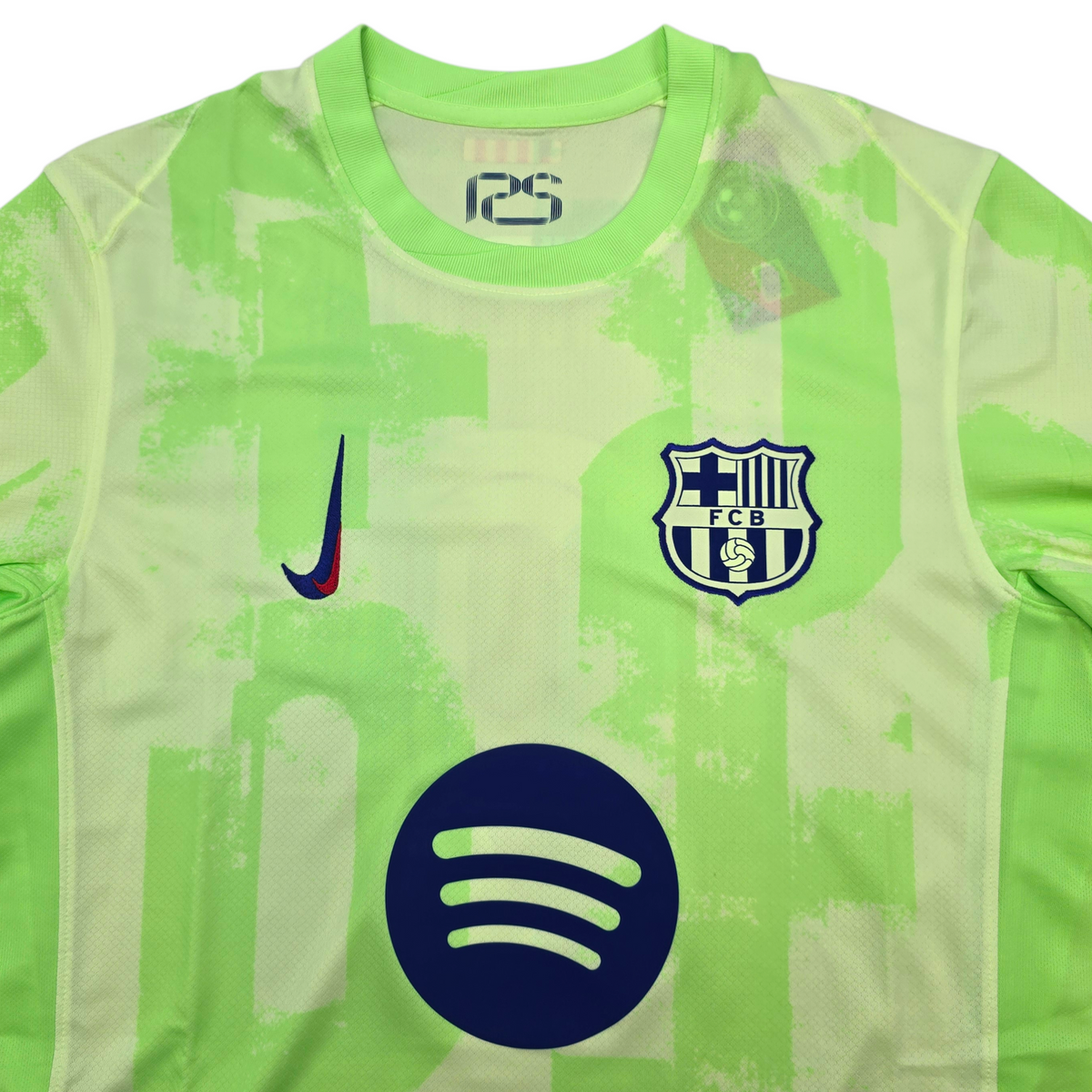 2024/25 Barcelona Third Football Shirt (S) Nike #9 Lewandowski