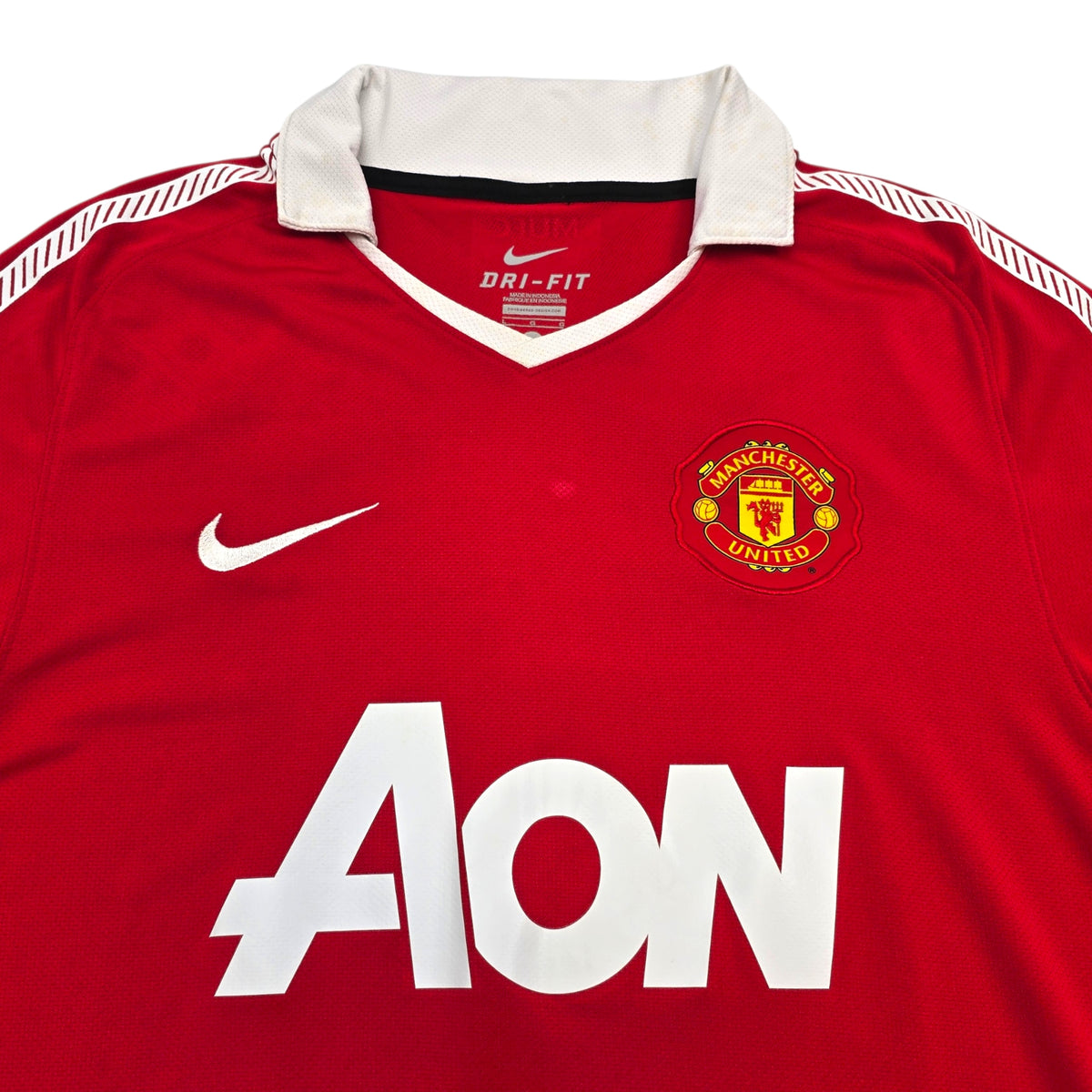 2010/11 Manchester United Home Football Shirt (L) Nike #25 Valencia