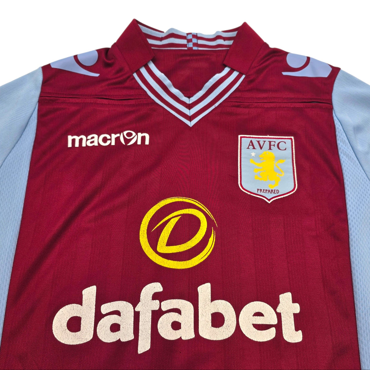 2013/14 Aston Villa Home Football Shirt (L) Macron #20 Benteke