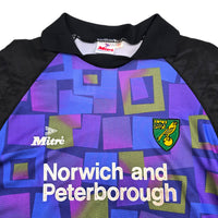 1994/96 Norwich City Goal Keeper Football Shirt (M) Mitre