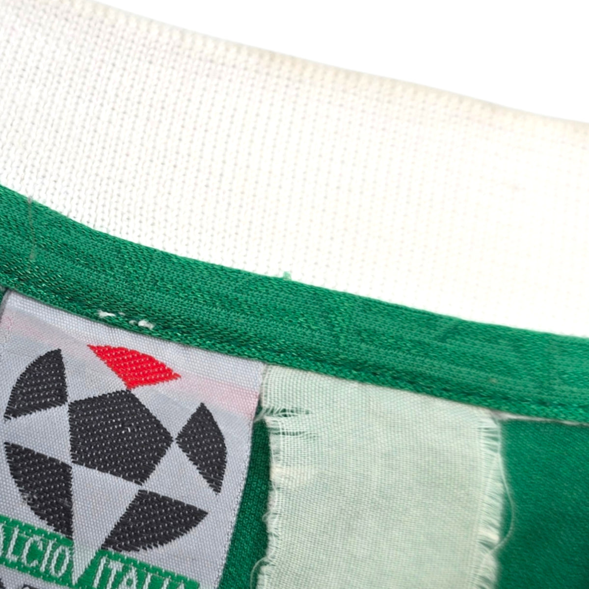 2001/02 Maccabi Haifa Home Football Shirt (L) Lotto