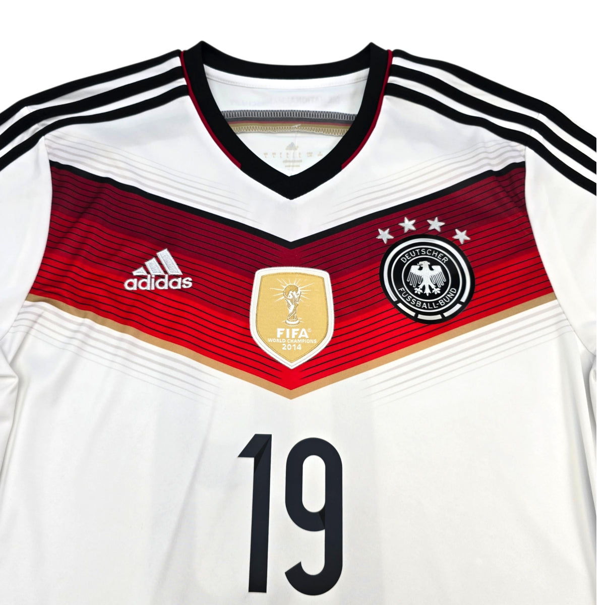 2014/15 Germany Home Football Shirt (L) Adidas #19 Gotze