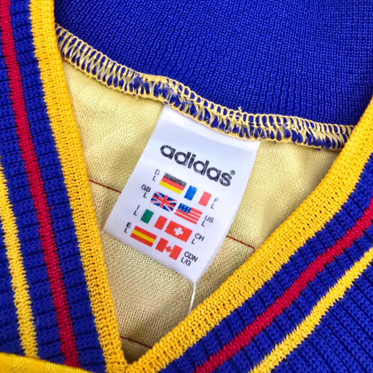 1996/98 Sweden Home Football Shirt (L) Adidas