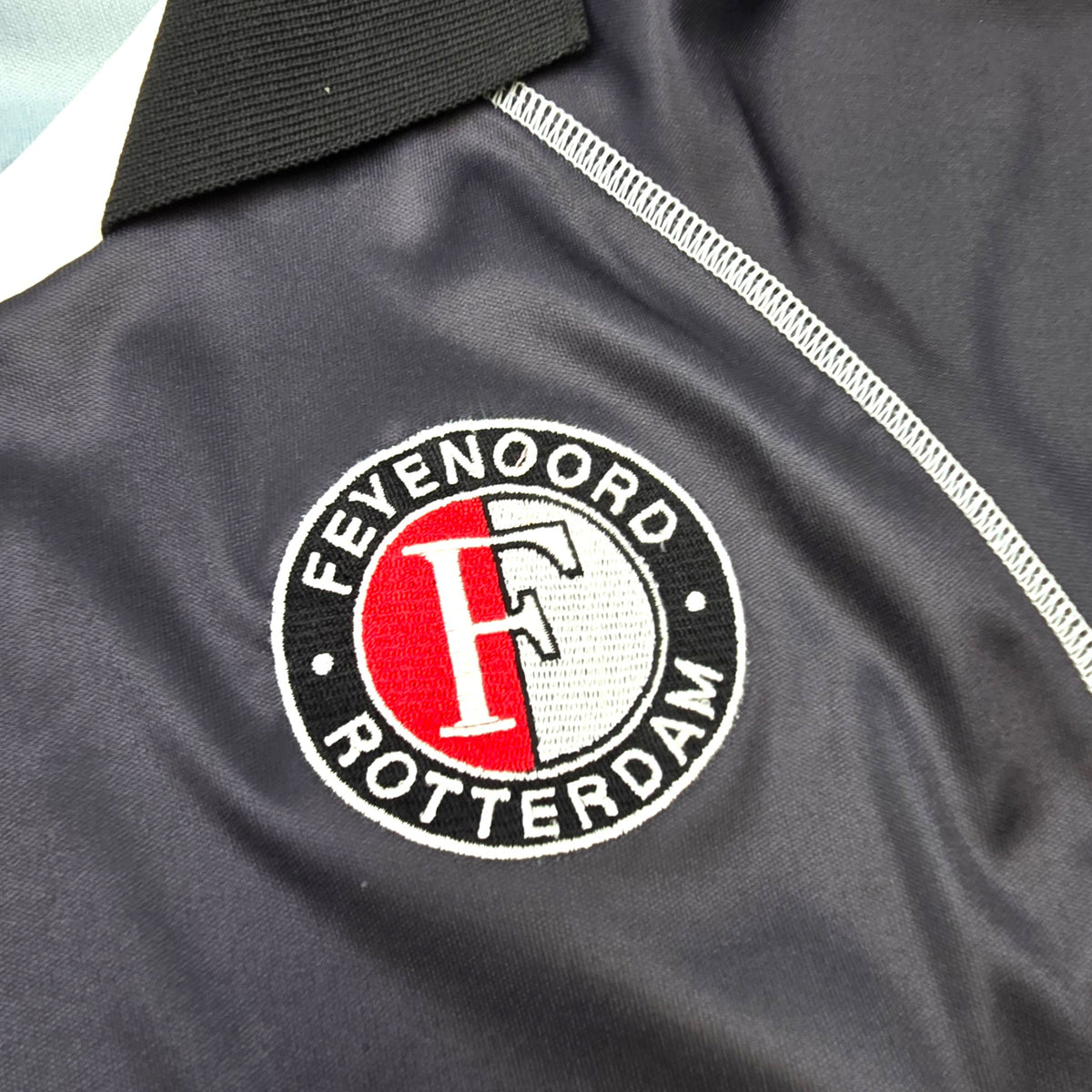 2001/02 Feyenoord Third Football Shirt (L) Kappa #14 Ono