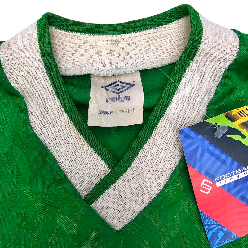 80s/90s Vintage Football Shirt (M) Umbro # 9 - Football Finery - FF202352