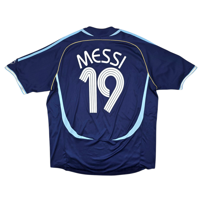 2006/07 Argentina Away Football Shirt (2XL) Adidas #19 Messi