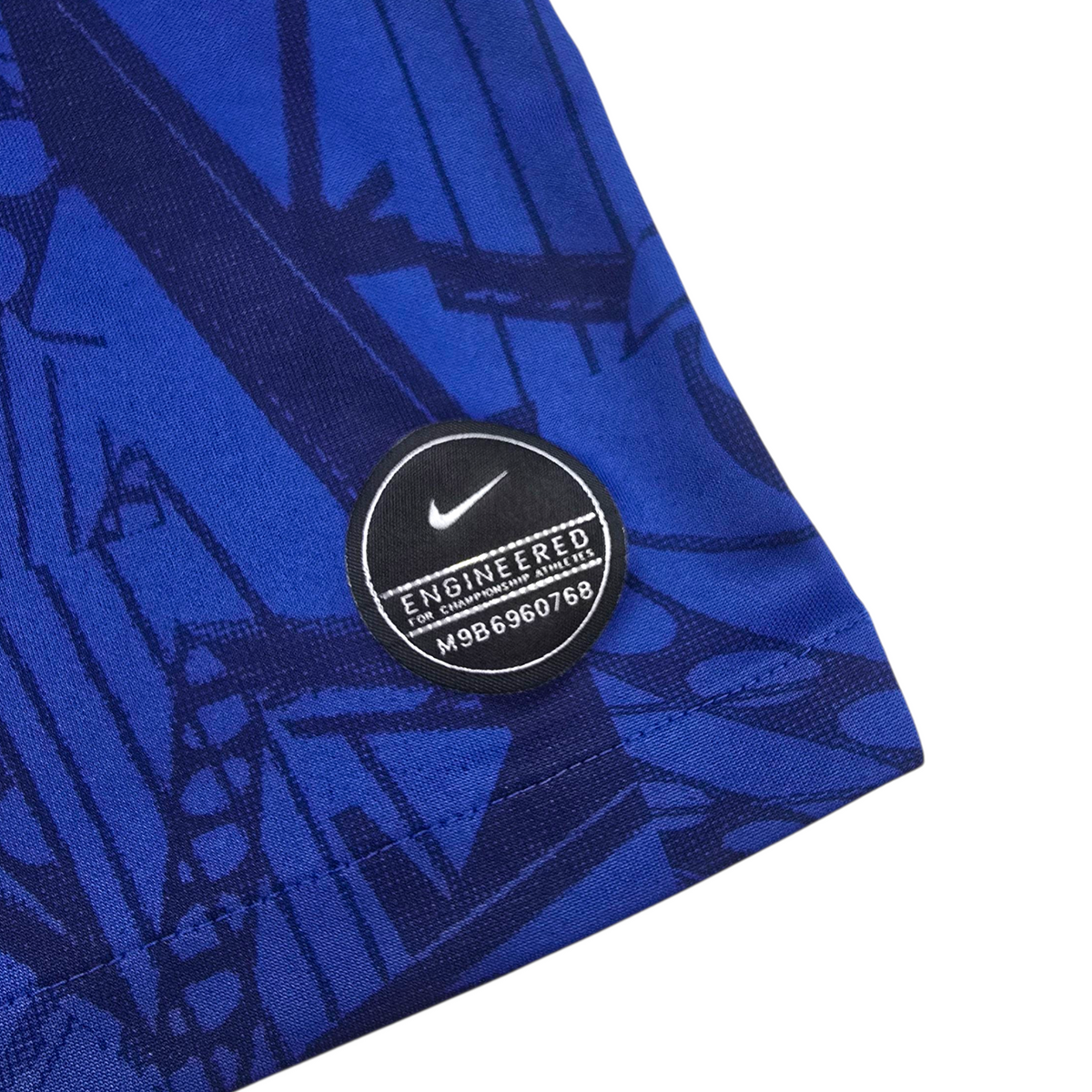 2019/20 Chelsea Home Football Shirt (L) Nike #7 Kante
