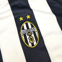 2003/04 Juventus Home Football Shirt (XL) Nike #17 Trezeguet (EUROPEAN)