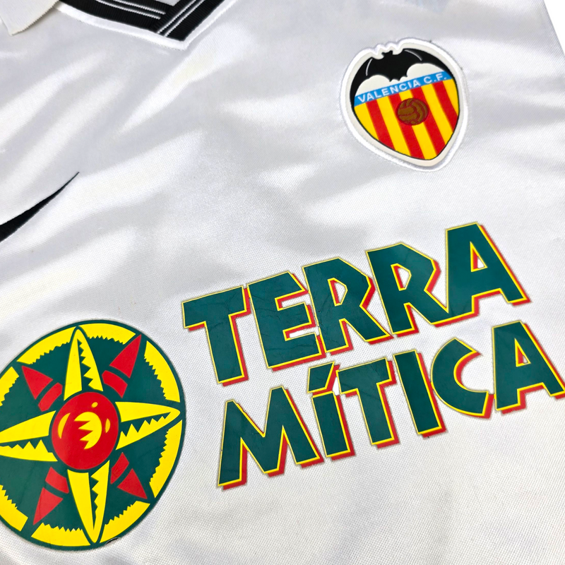 2000/01 Valencia Home Football Shirt (M) Nike #6 Mendieta