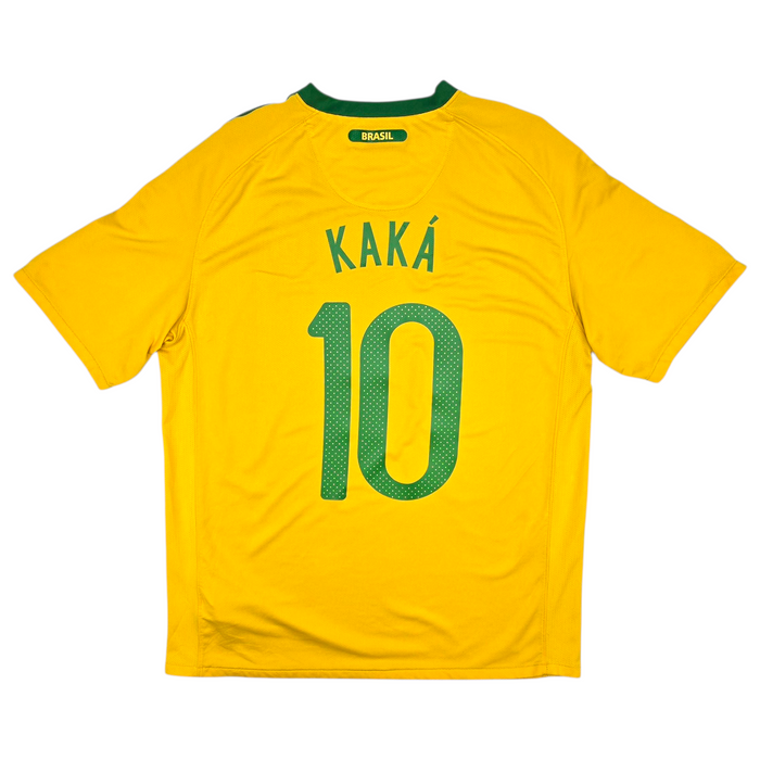 2010/11 Brazil Home Football Shirt (L) Nike #10 Kaka