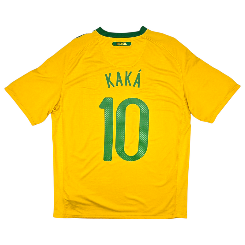 2010/11 Brazil Home Football Shirt (L) Nike #10 Kaka
