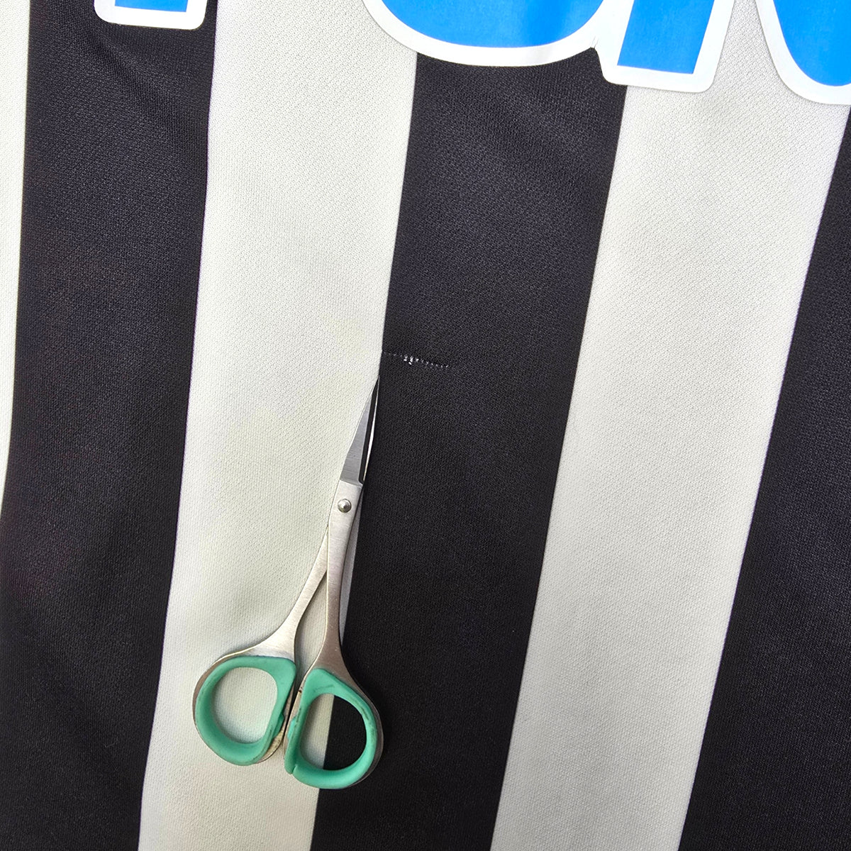 2018/19 Newcastle United Home Football Shirt (S) Puma