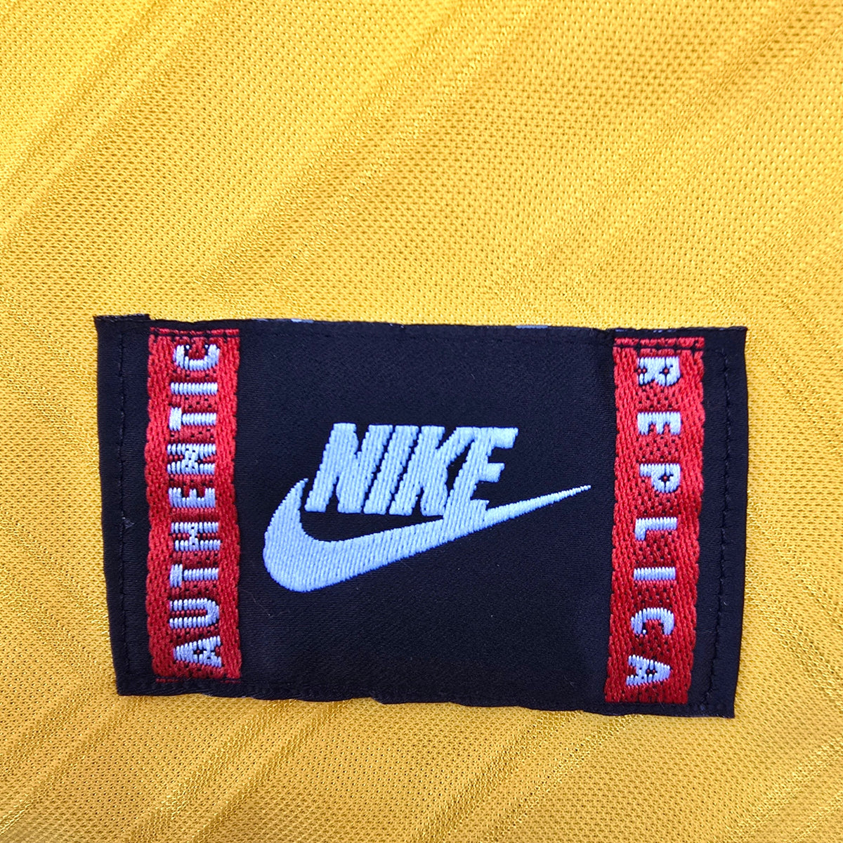1996/97 Arsenal Away Football Shirt (M) Nike #9 Merson