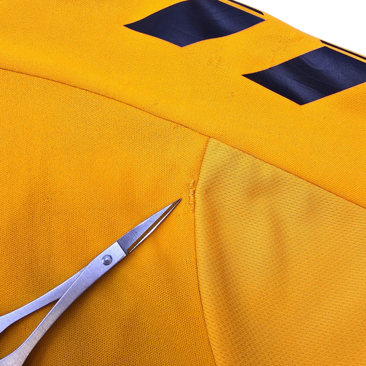 2021/22 Cambridge United Home Football Shirt (M) Hummel